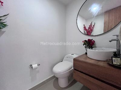 Apartamento de 3 alcobas en venta en Loma De Los Gonzalez, Medellín, 175 m² · foto 8 de 14