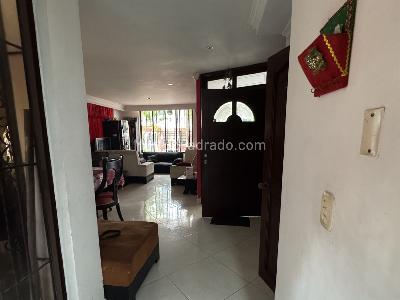 Casa de 4 alcobas en venta en Campiña, Ibagué, 164 m² · foto 4 de 7