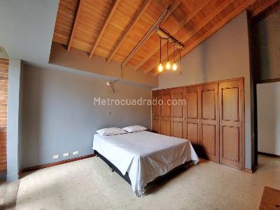 Casa de 5 alcobas en venta en El Poblado, Medellín, 294 m² · foto 18 de 20