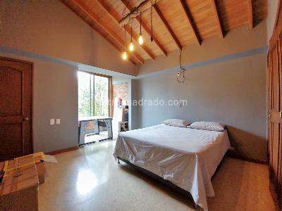 Casa de 5 alcobas en venta en El Poblado, Medellín, 294 m² · foto 19 de 20