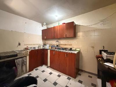 Casa de 5 alcobas en venta en Campo Amor, Medellín, 193 m² · foto 9 de 20