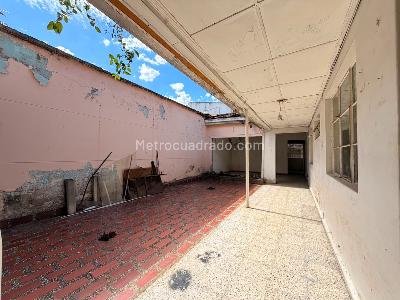 Casa de 5 alcobas en venta en El Poblado Manila, Medellín, 234 m² · foto 7 de 20