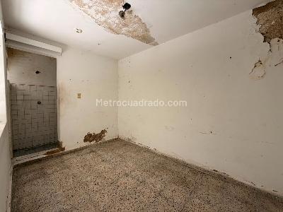 Casa de 5 alcobas en venta en El Poblado Manila, Medellín, 234 m² · foto 10 de 20