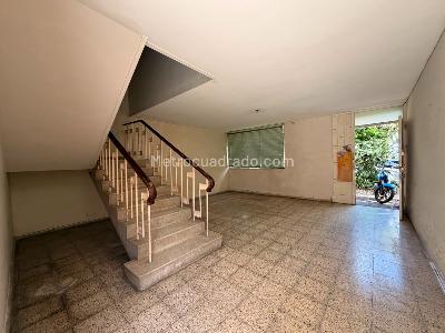 Casa de 5 alcobas en venta en El Poblado Manila, Medellín, 234 m² · foto 14 de 20