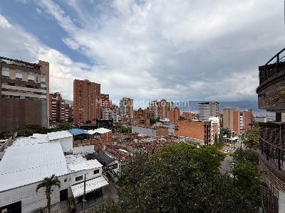 Apartamento en venta en El Nogal, Medellín · foto 3 de 20