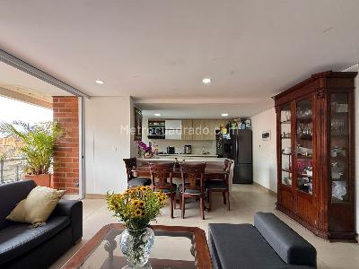Apartamento en venta en El Nogal, Medellín · foto 6 de 20