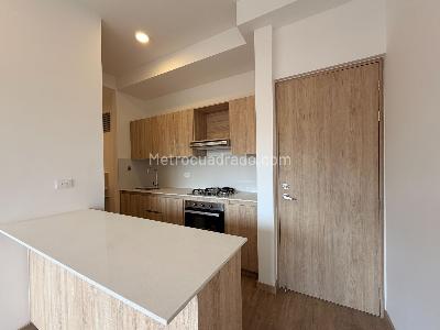 Apartamento de 3 alcobas en venta en V, Rionegro, 76 m² · foto 10 de 20