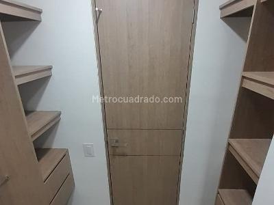 Apartamento de 2 alcobas en venta en V, Sabaneta, 63 m² · foto 9 de 11