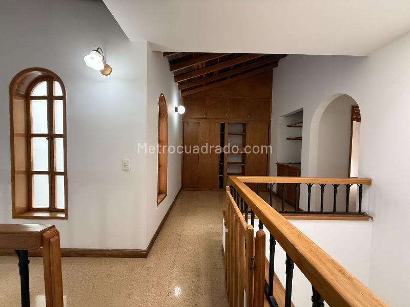 Beautiful 3BR House in Castropol - 9