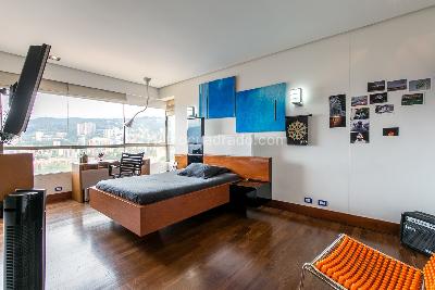 Apartamento en venta en El Poblado, Medellín · foto 12 de 20