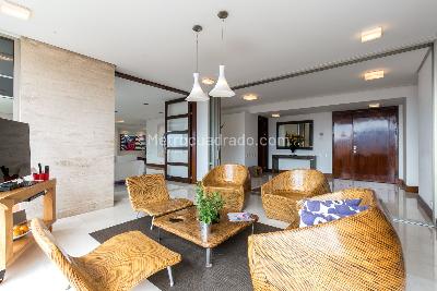 Apartamento en venta en El Poblado, Medellín · foto 8 de 20