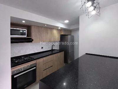 Apartamento de 3 alcobas en venta en V, Sabaneta, 51 m² · foto 4 de 8