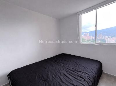 Apartamento de 3 alcobas en venta en V, Sabaneta, 51 m² · foto 5 de 8