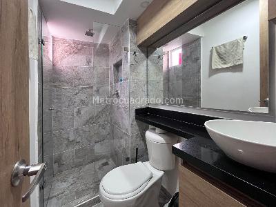 Apartamento de 3 alcobas en venta en V, Sabaneta, 51 m² · foto 8 de 8