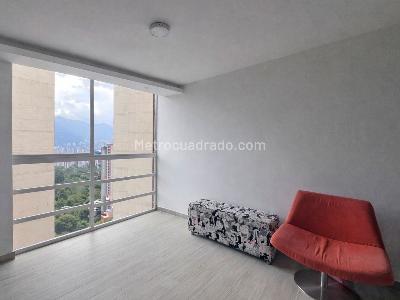 Apartamento de 3 alcobas en venta en V, Sabaneta, 51 m² · foto 2 de 8