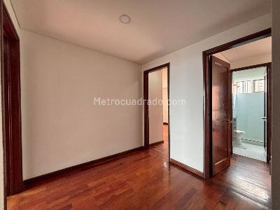 Apartamento en venta en El Poblado, Medellín · foto 10 de 20