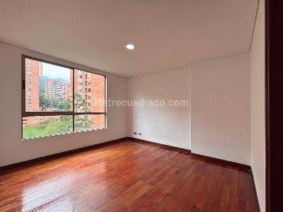 Apartamento en venta en El Poblado, Medellín · foto 11 de 20