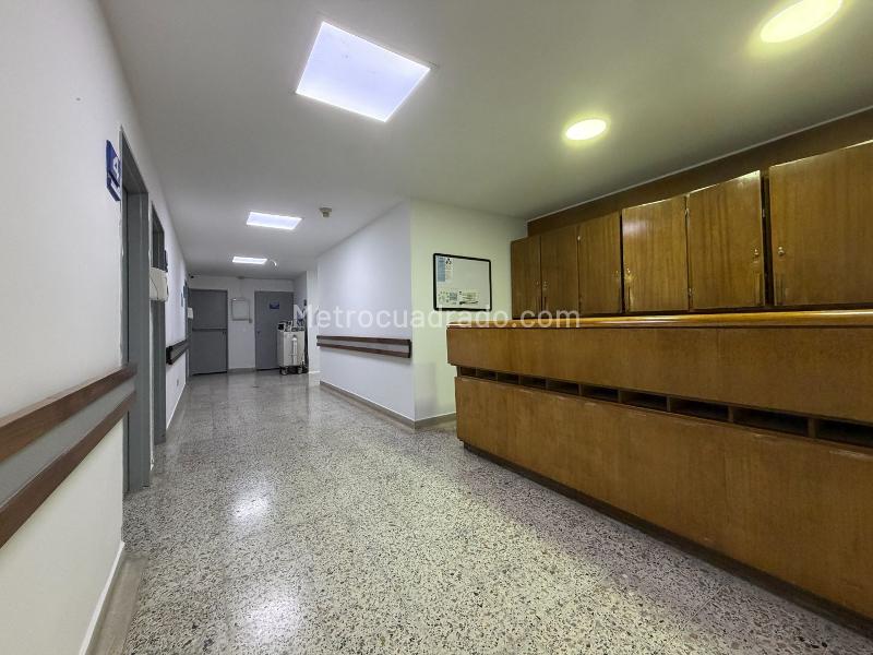 Edificio de Oficinas en Venta, LA CANDELARIA, Medellín - Поглед 4