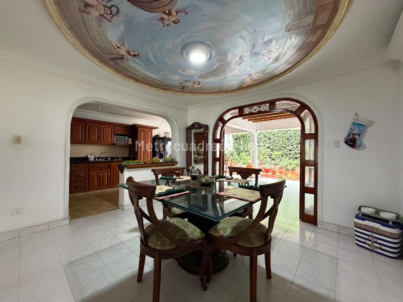 Casa Moderna de 4 Alcobas en Los Colores Exclusivo - 3