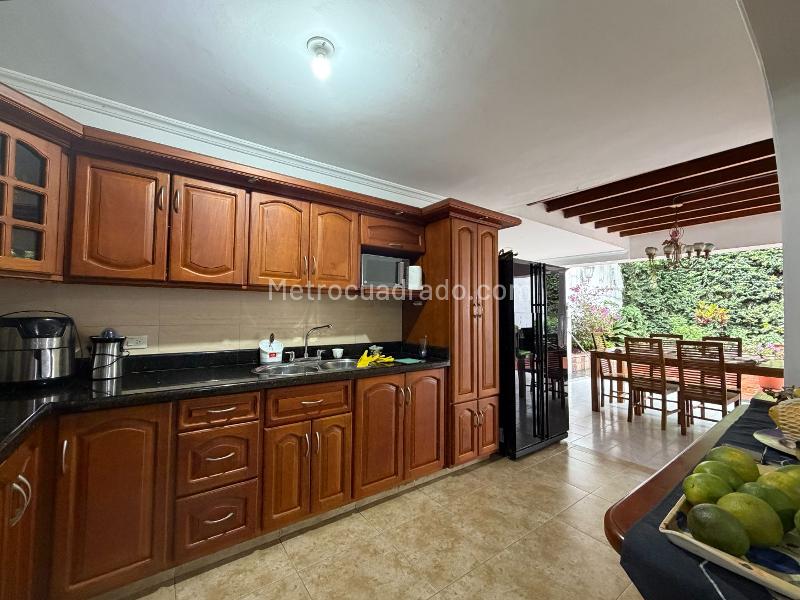 Casa Moderna de 4 Alcobas en Los Colores Exclusivo - 5