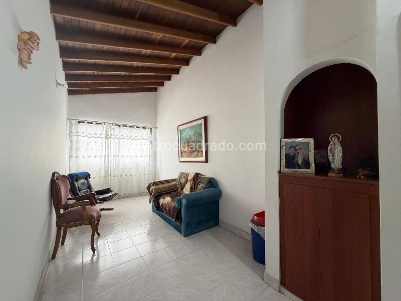 Casa Moderna de 4 Alcobas en Los Colores Exclusivo - 9