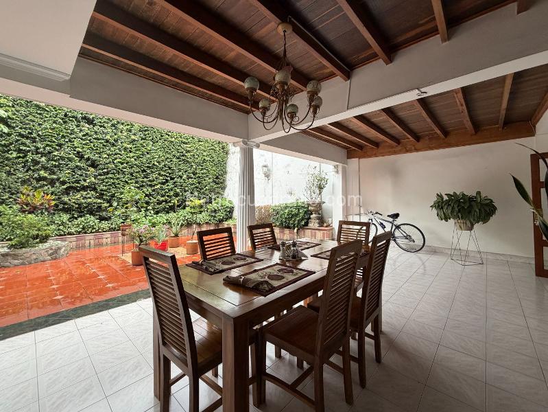 Casa Moderna de 4 Alcobas en Los Colores Exclusivo - 2