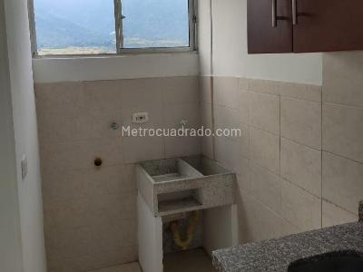 Apartamento de 3 alcobas en venta en El Salado, Ibagué, 42 m² · foto 2 de 13
