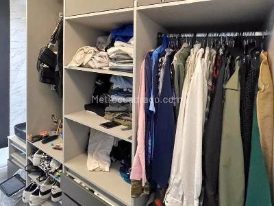 Casa de 4 alcobas en venta en V, Sabaneta, 315 m² · foto 8 de 15