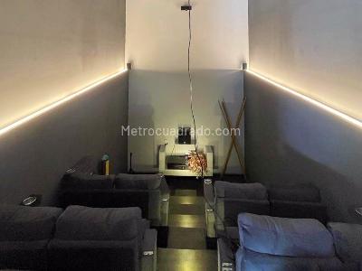 Casa de 4 alcobas en venta en V, Sabaneta, 315 m² · foto 14 de 15
