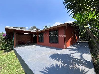 Casa de 4 alcobas en venta en Loma Del Escobero, Envigado, 240 m² · foto 9 de 20