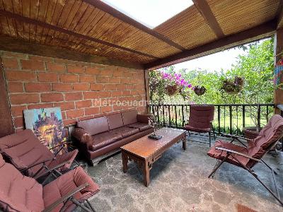 Casa de 4 alcobas en venta en Loma Del Escobero, Envigado, 240 m² · foto 11 de 20
