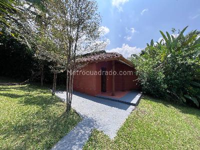 Casa de 4 alcobas en venta en Loma Del Escobero, Envigado, 240 m² · foto 7 de 20