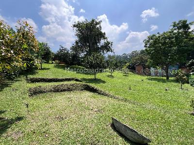 Casa de 4 alcobas en venta en Loma Del Escobero, Envigado, 240 m² · foto 4 de 20