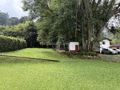 Casa de 5 alcobas en venta en Loma Del Escobero, Envigado, 500 m² · foto 12 de 18