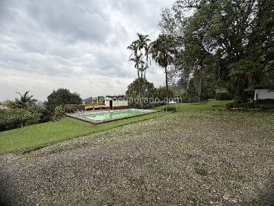 Casa de 5 alcobas en venta en Loma Del Escobero, Envigado, 500 m² · foto 15 de 18