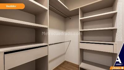 Apartamento de 1 alcoba en venta en Campo Amor, Medellín, 64 m² · foto 9 de 17