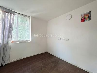Apartamento de 3 alcobas en venta en El Trapiche, Bello, 56 m² · foto 10 de 20