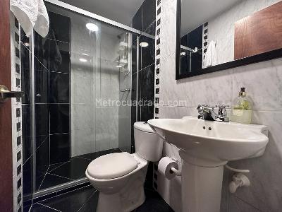 Apartamento de 3 alcobas en arriendo en La Castellana, Medellín, 165 m² · foto 19 de 20