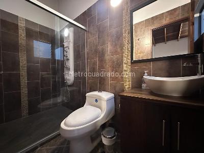 Apartamento de 3 alcobas en arriendo en La Castellana, Medellín, 165 m² · foto 13 de 20
