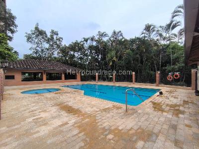 Apartamento en venta en La Tomatera, Medellín · foto 18 de 20