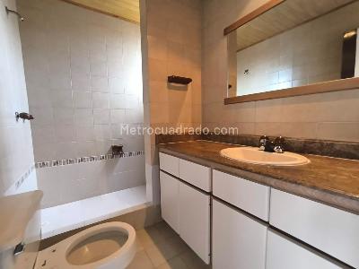 Apartamento en venta en La Tomatera, Medellín · foto 15 de 20