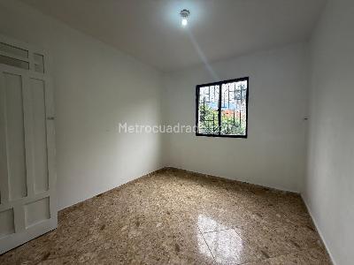 Apartamento en venta en Bombona No 1, Medellín · foto 3 de 20