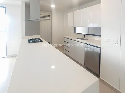 Apartamento en venta en Castropol, Medellín · foto 4 de 10