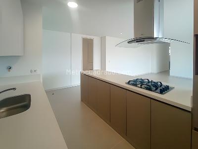 Apartamento en venta en Castropol, Medellín · foto 5 de 10