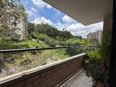 Apartamento en venta en El Poblado, Medellín · foto 9 de 20
