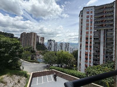 Apartamento en venta en El Poblado, Medellín · foto 18 de 20