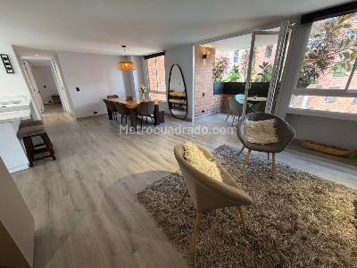 Apartamento de 3 alcobas en venta en Provenza, Medellín, 130 m² · foto 4 de 12