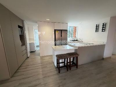 Apartamento de 3 alcobas en venta en Provenza, Medellín, 130 m² · foto 5 de 12