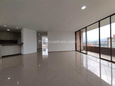 Apartamento de 4 alcobas en venta en Bosques De Zuniga, Envigado, 218 m² · foto 3 de 20