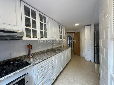Apartamento de 3 alcobas en venta en El Poblado, Medellín, 187 m² · foto 9 de 18